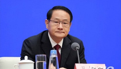 易炼红辞去浙江省人大常委会主任职务，此前已任全国人大财政经济委员会副主任委员