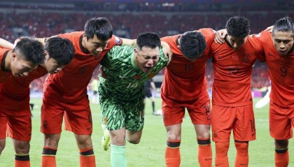 国足将连续三天进入封训 教练组或根据需要改造个别球员