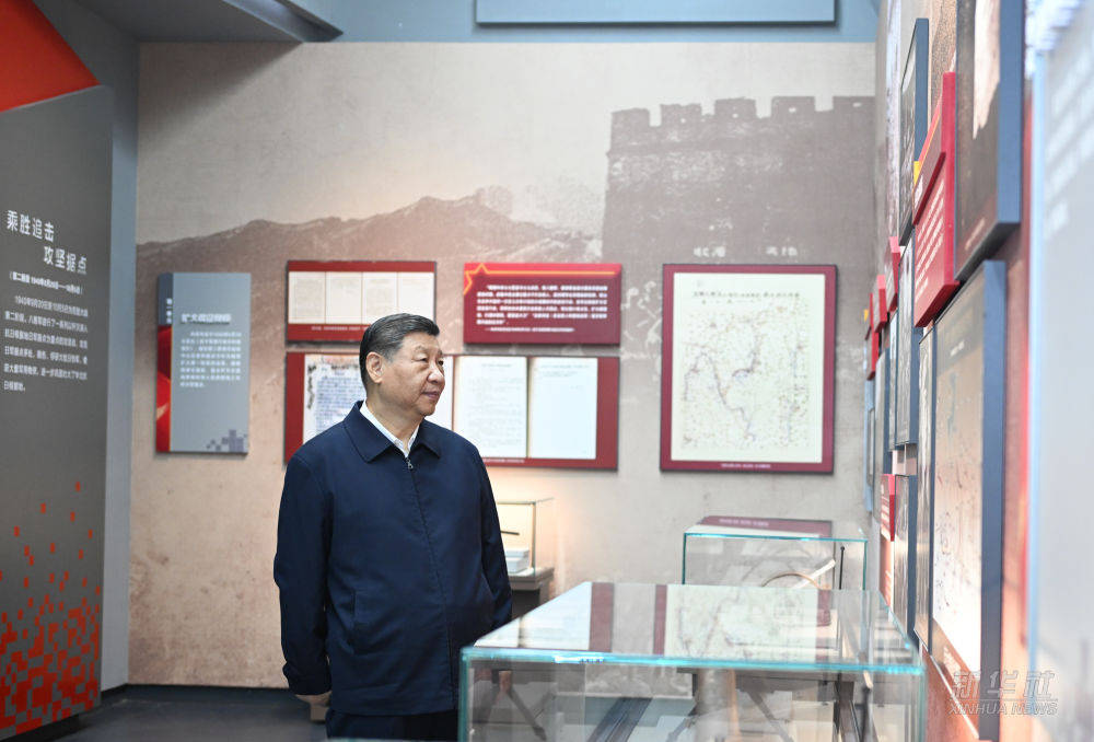 新华图讯｜习近平在山西阳泉市向抗战烈士敬献花篮并参观百团大战纪念馆